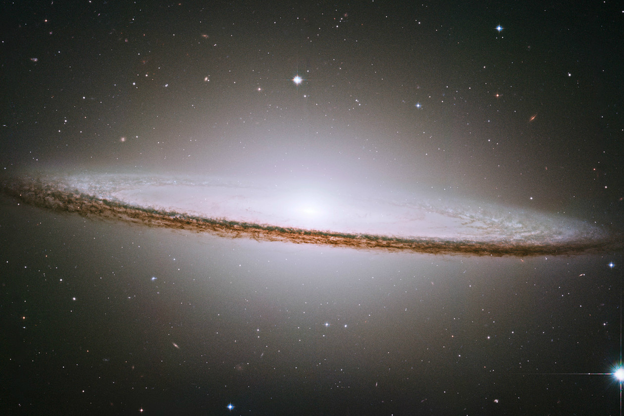 Sombrero galaxy 1260x840 c