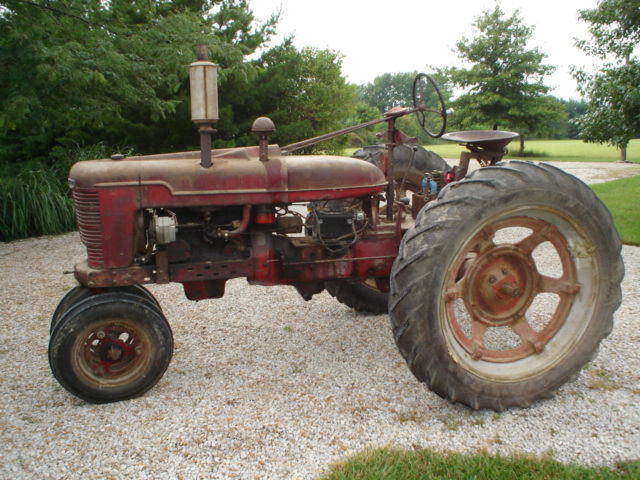 H tractor 002